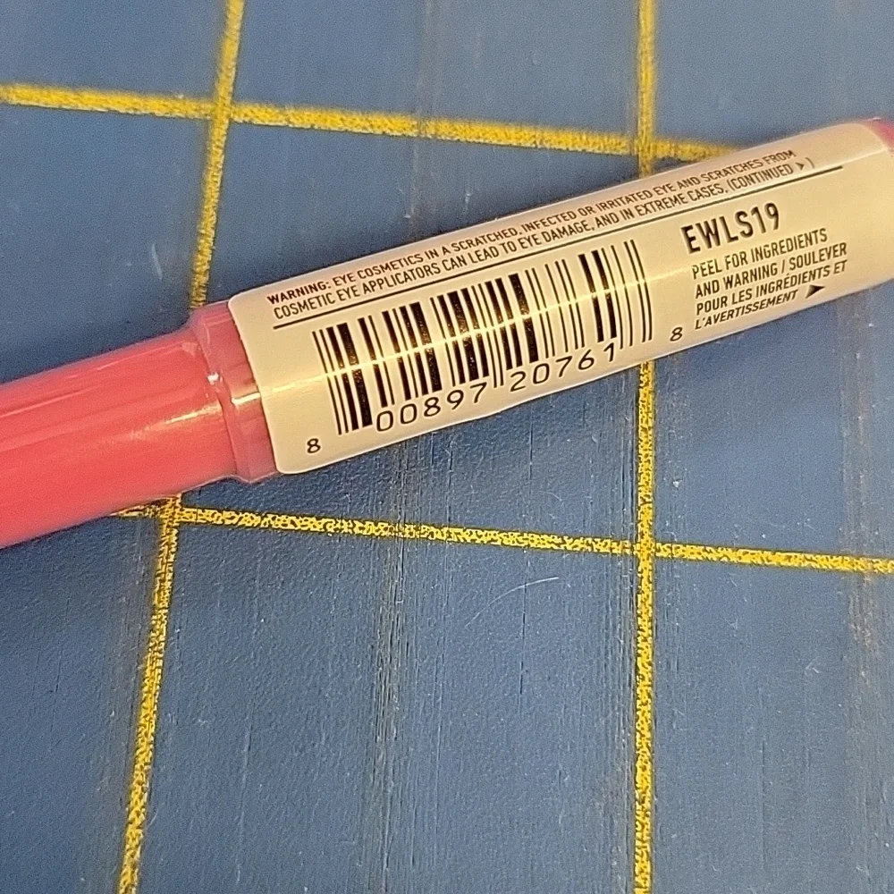 NYX Epic Wear Pink Spirit 1.22g Lip Liner EWLS19  New Sealed Pencil